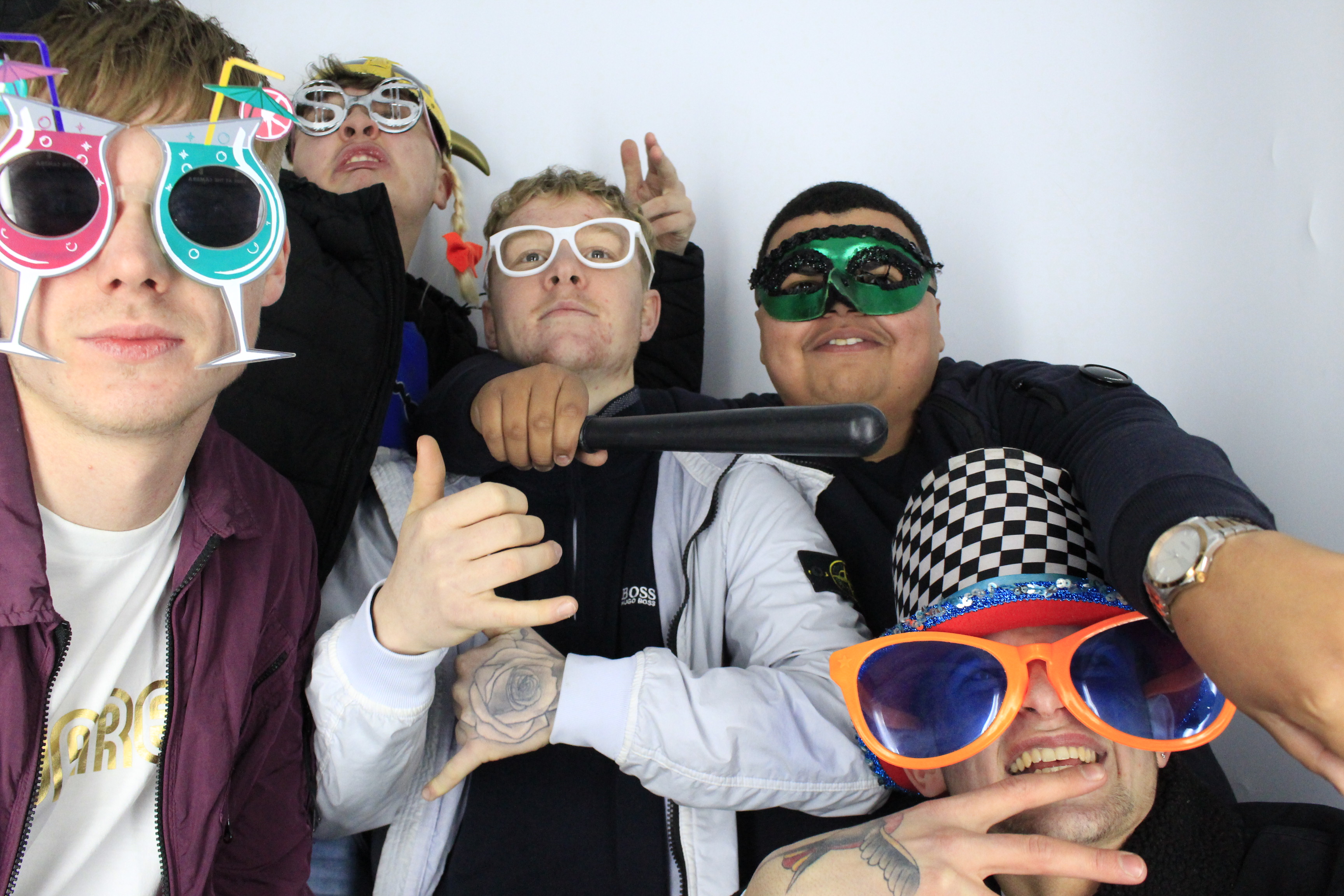 Issy & Alice's 18th Birthday Party | View more photos from the event at gallery.myphotoboothexperience.co.uk/u/MyPhotoBoothExperienceLtd/Issy-Alices-18th-Birthday-Party